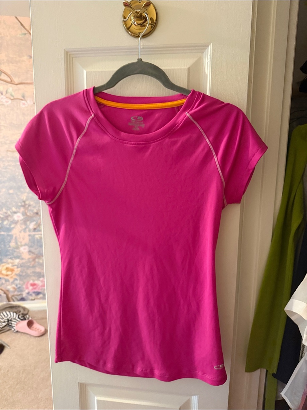 Champion Women's Short Sleeve Performance Tee - Bright Pink